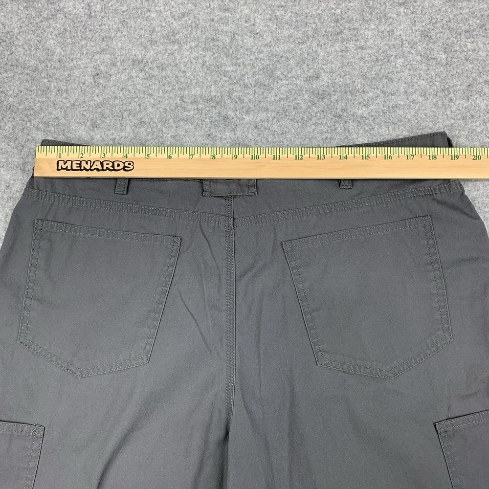 Noble Outfitters Womens Size 18 Cargo Shorts Gray Hi Rise Flex Canvas Hiking - Picture 5 of 6
